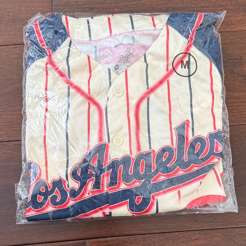 LA Dodgers Jersey Japanese Heritage Night Giveaway 2025 Medium, NEW